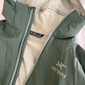 Arc'teryx Atom Hoodie Jacket